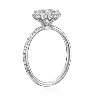 טבעת אירוסין בעיצוב מיוחד - Cushion Halo Lace