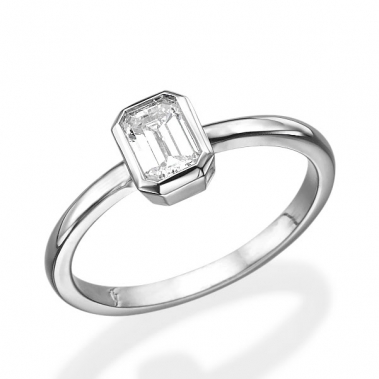טבעת יהלום אמרלד- Emerald Bezel